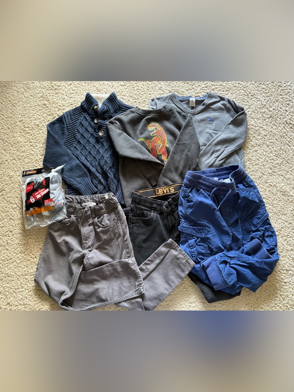 Lot - Boys Pants, Sweaters, NIP Socks | Cat & Jack Carters H&M Gap Kids Levi’s
